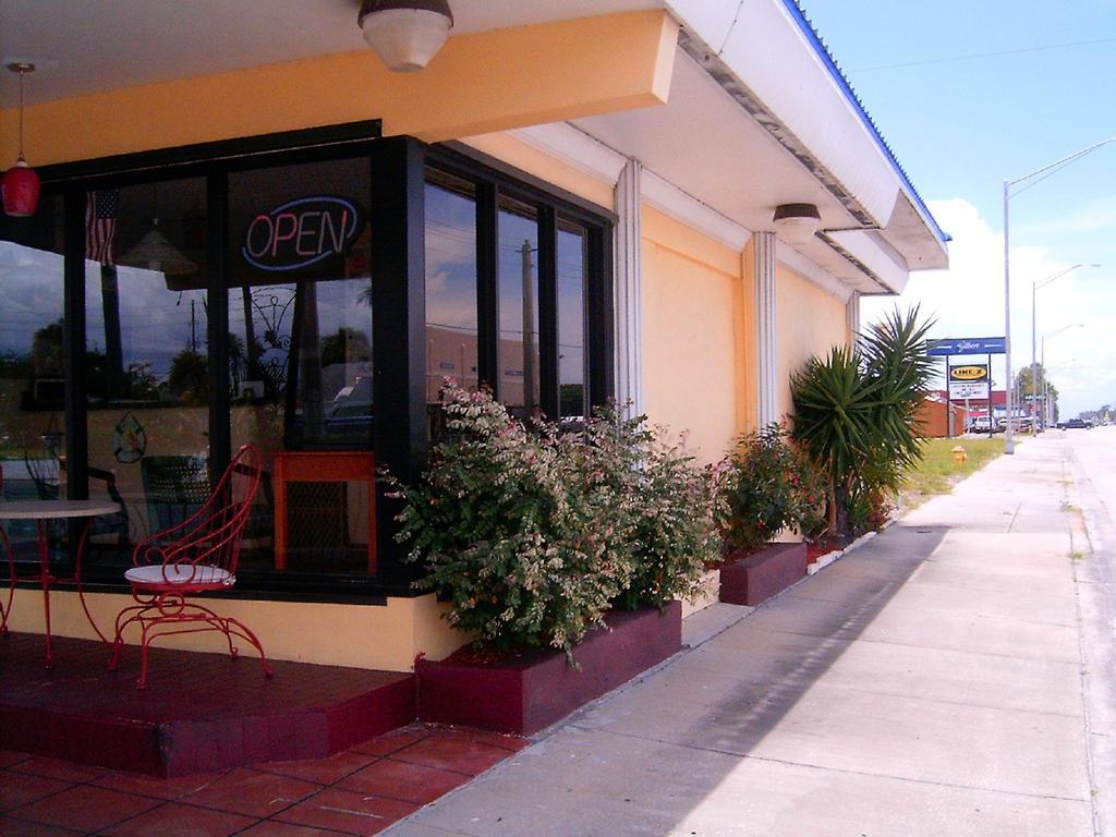 Budget Inn of Okeechobee Buitenkant foto