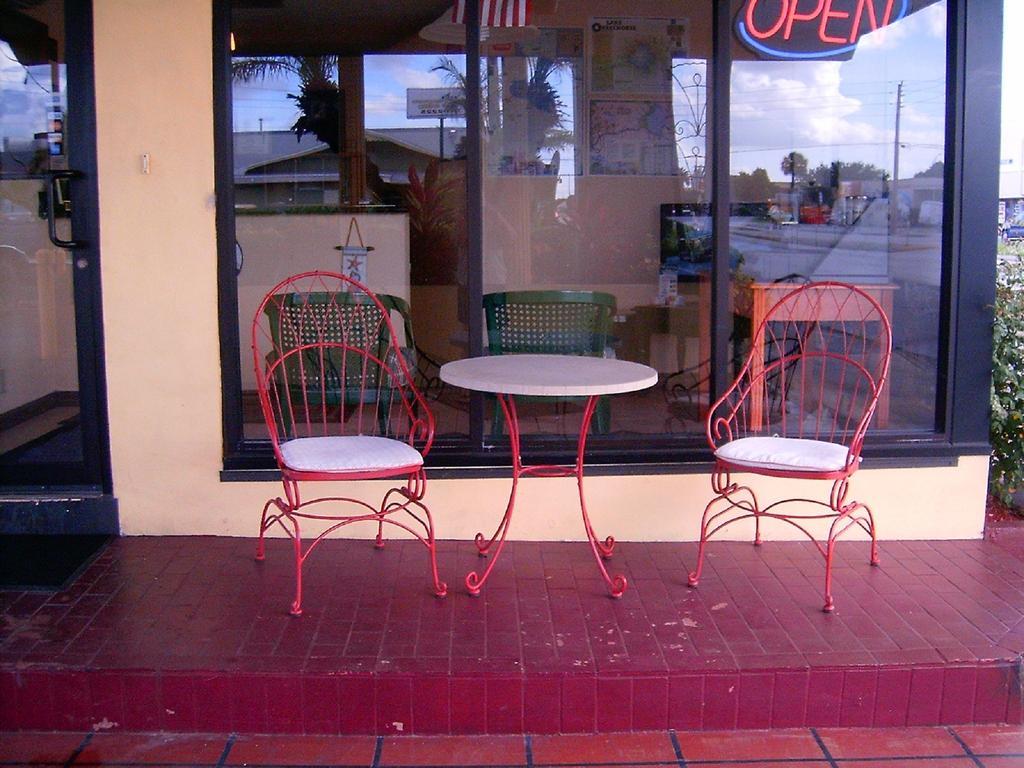 Budget Inn of Okeechobee Buitenkant foto